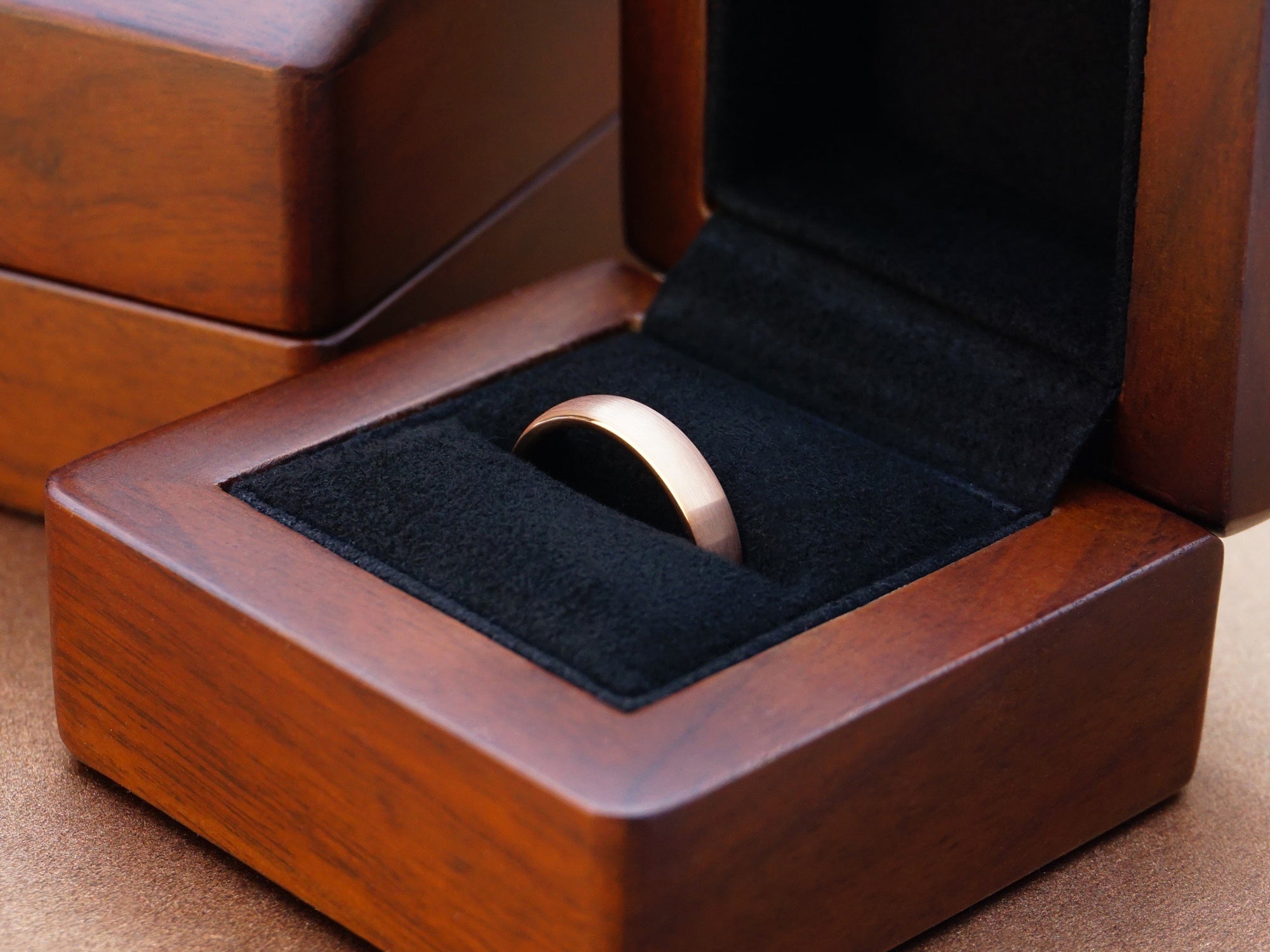 rose gold tungsten ring, rose gold brushed matte 4mm ring, minimalist womens wedding band, luxury wood ring box