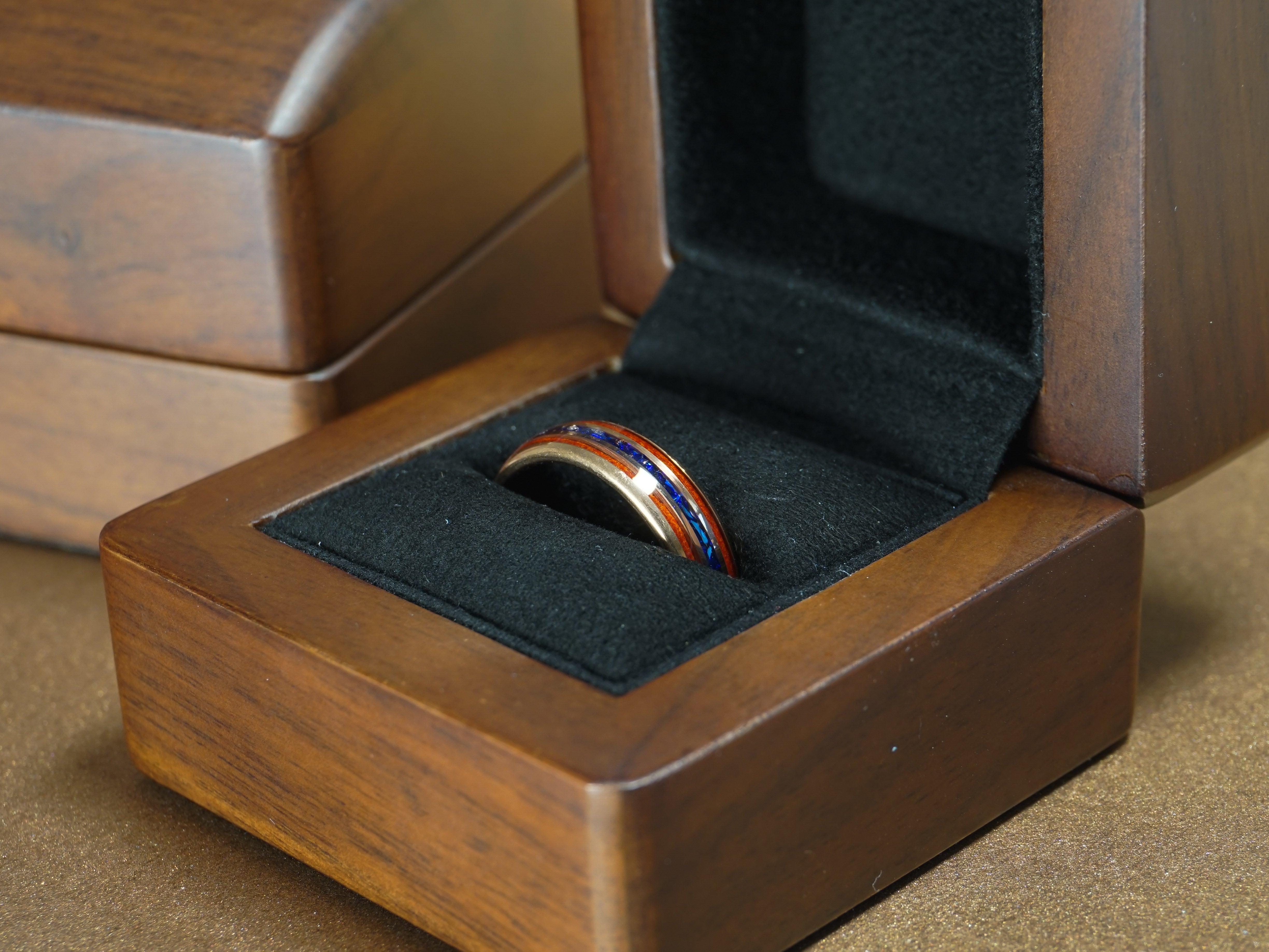 Rose Gold Redwood Ring, Blue Lab Sapphire and Sequoia Inlays - 6MM