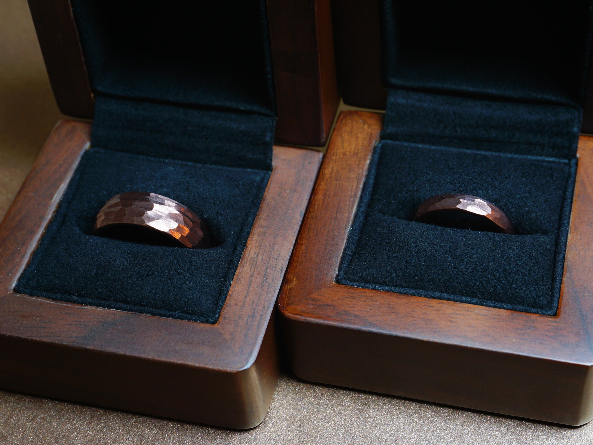 Brown hammered wedding ring set, his and hers matching rings, matte brown plated tungsten rings, walnut wood ring boxes