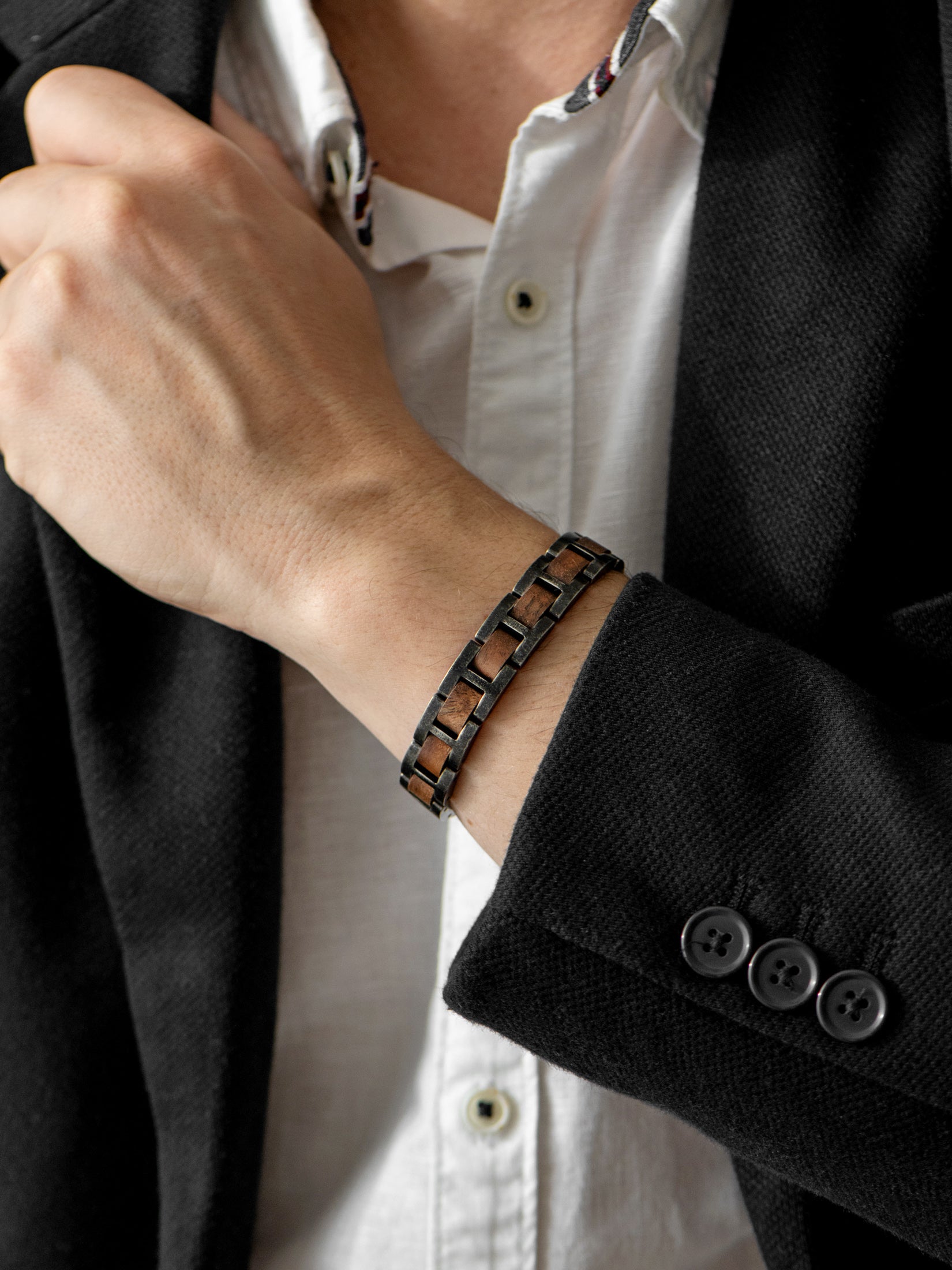 mens-wood-bracelet-wrist-view-black