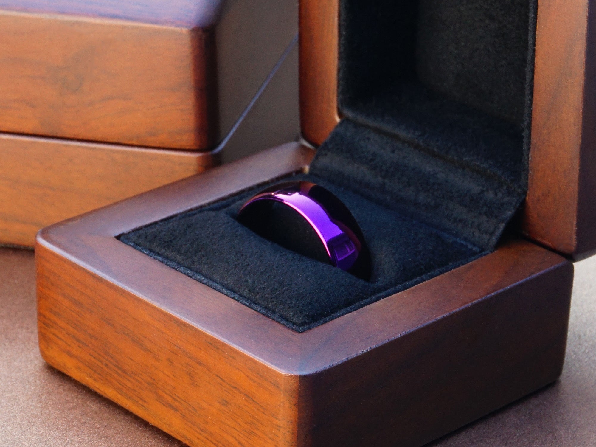 purple tungsten ring, purple fuschia mirror polished 8mm ring, minimalist mens wedding band, luxury wood ring box
